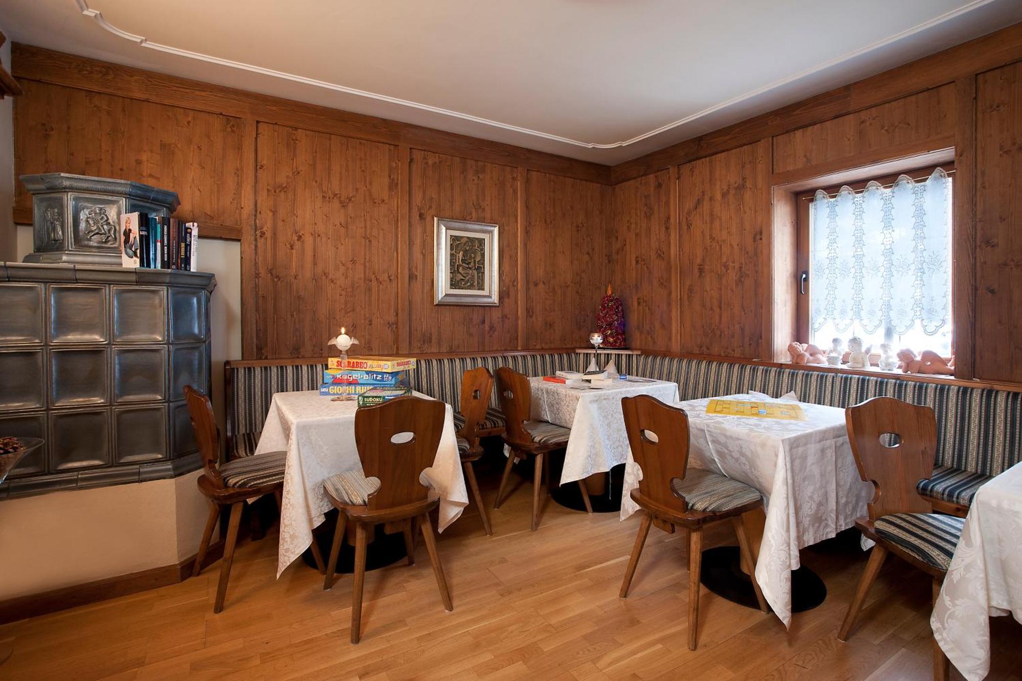 Hotel Italia Corvara In Badia Eksteriør billede