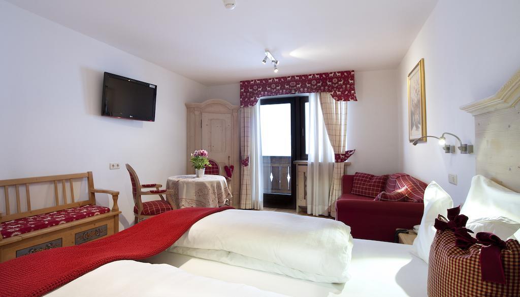 Hotel Italia Corvara In Badia Værelse billede
